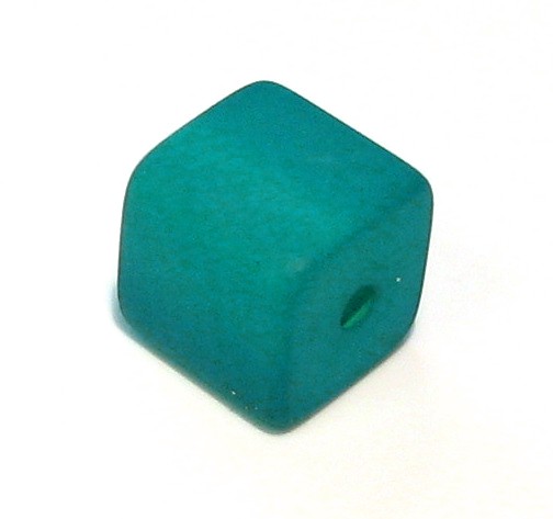 Polaris cube 6 mm emerald – small hole