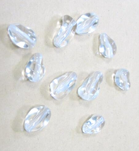 Nugget beads made of plastic clear/1Pack á 10 pieces