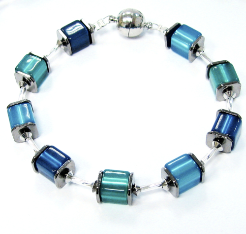 Creative bracelet -Triolor- 20 cm – in different. Color combinations can be ordered!