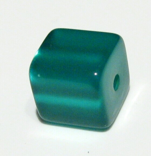 Polariswürfel 8mm smaragd glänzend - Kleinloch