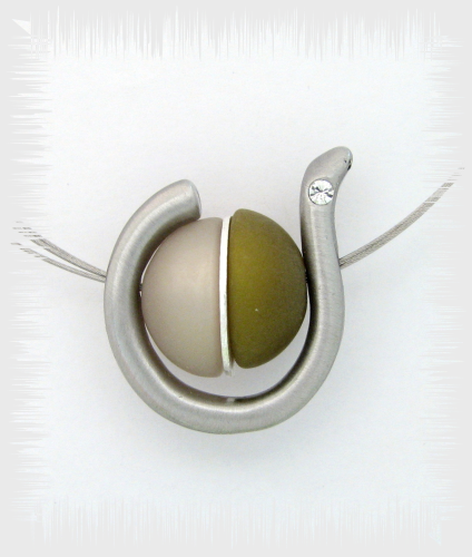 Creative pendant harp rhodium plated with Swarovski crystal