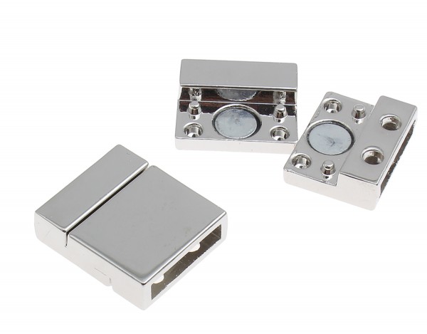 Magnetic clasp – 19x17 mm Color: Platinum, inside size 14x3 mm – 1 pcs.