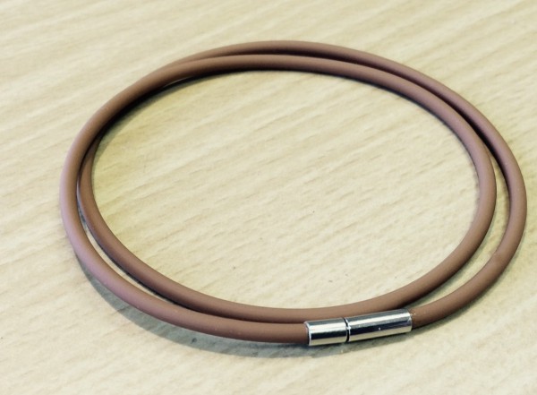 Kautschuk Collier 3mm braun - mit Klickverschluss - verschiedene Längen