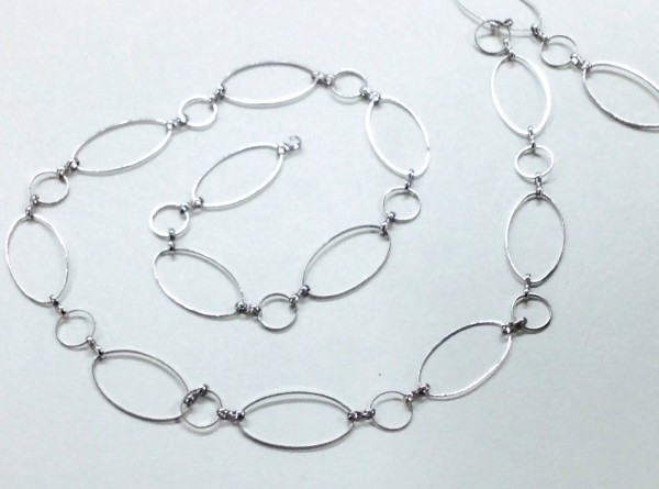 Chain – 100 cm – unusual design – Oval round – Colours: Platinum