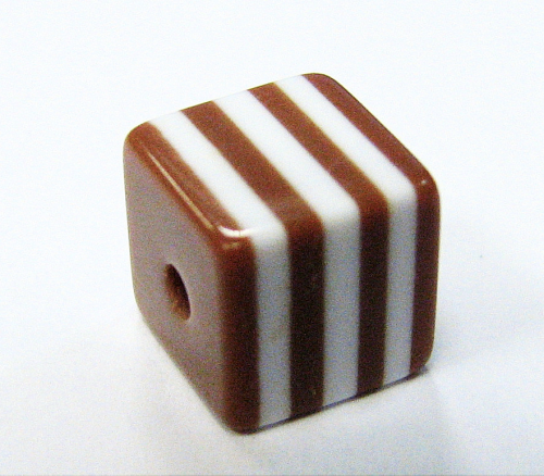 Würfel 8x8mm - Stripes - schoko/weiss