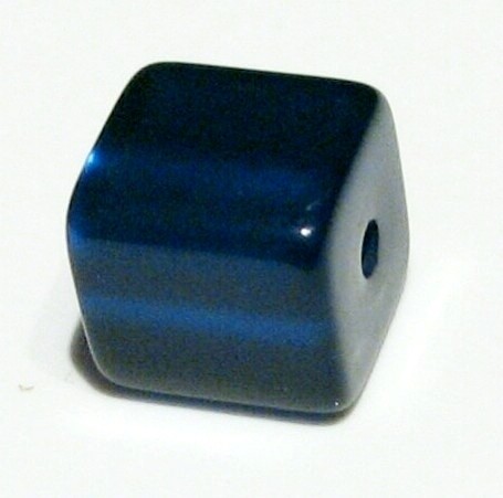 Polariswürfel 8mm nachtblau glänzend - Kleinloch