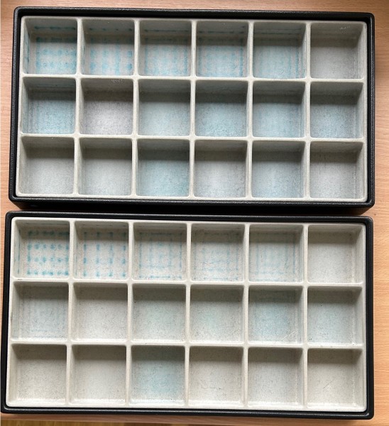 2 pieces used Bead sorting box – 18 compartments – 42x23x4,5cm