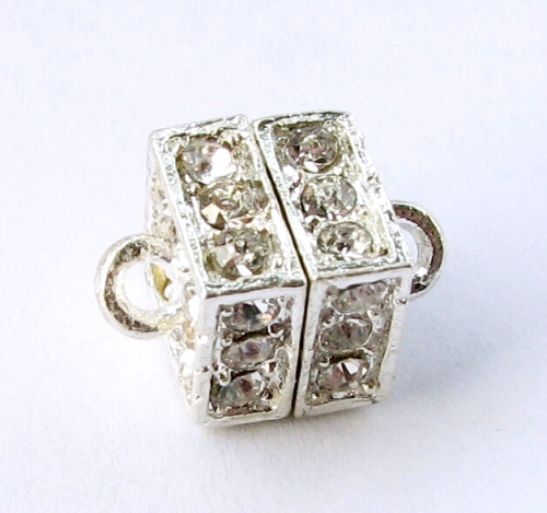 Rhinestone magnet closure cube 9 mm, color: Silver plated