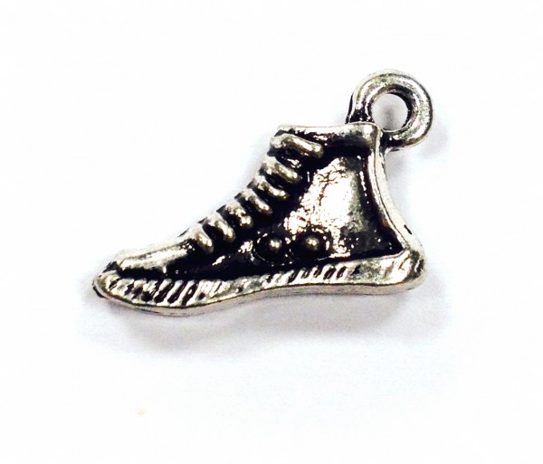 Shoe-Turn Shoe Pendant – 17x10 mm – Color: Antique silver