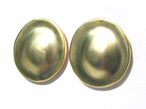 Earrings round gold matte