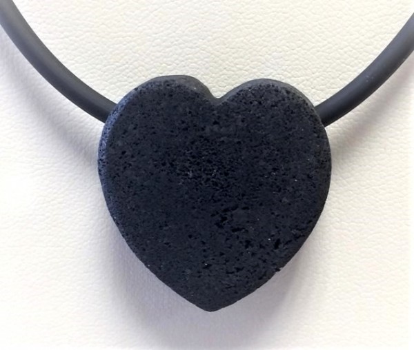 Heart 30 mm – Large hole 4 mm – Lava